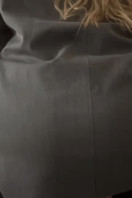 I'm feeling so horny, can you please tell me what you'd do to me...