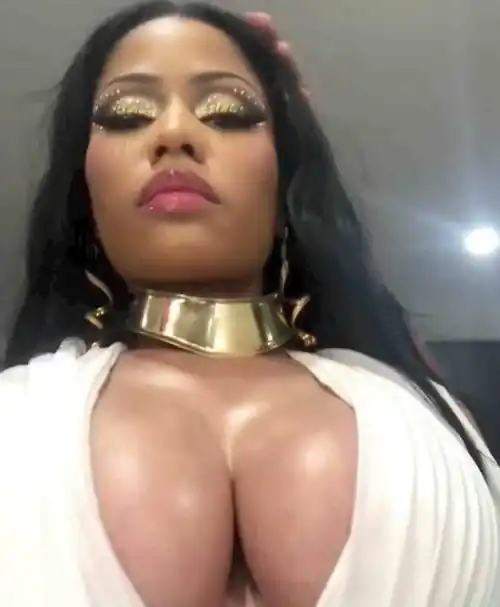 Dm me to goon to nicki