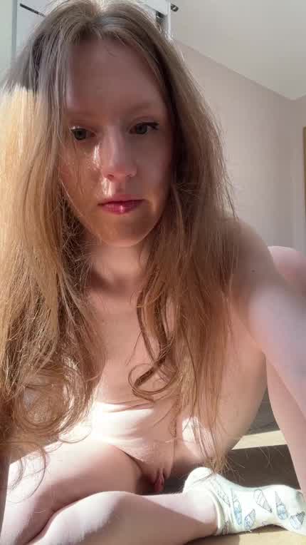 I've heard rumors that redheads have the tastiest pussies and I assure you it's true 😏