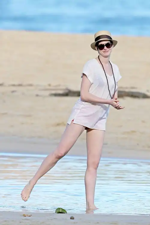 toned legs, infinite beauty