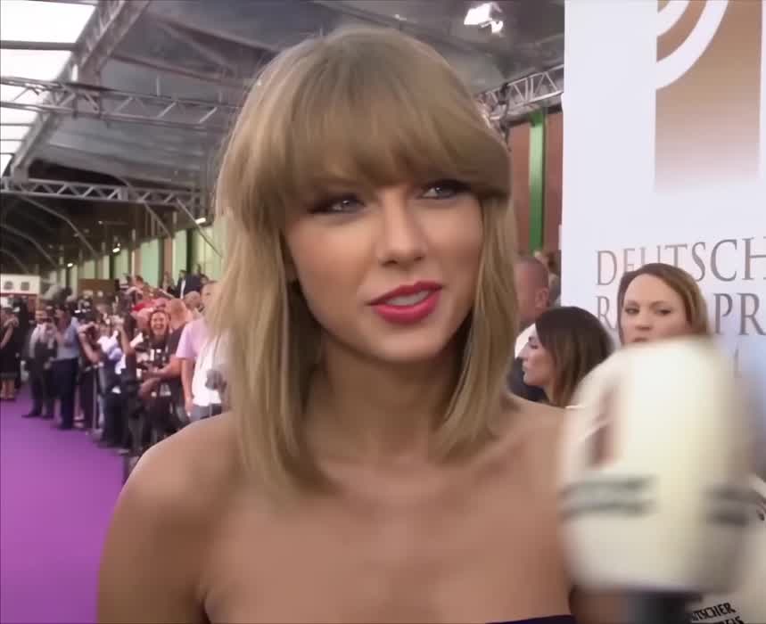 Taylor Speaking German