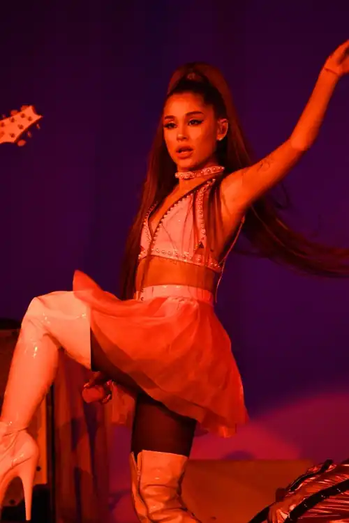 MQ - Sweetener Tour - Madison Square Garden - 06-18-2019