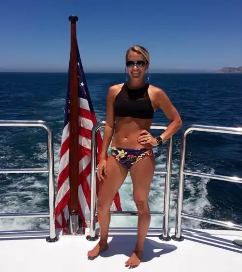 Bikini Carrie 🔥