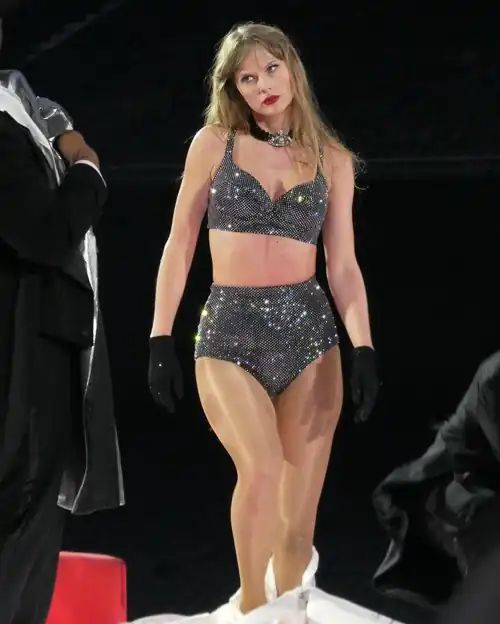 Taylor showing attitude