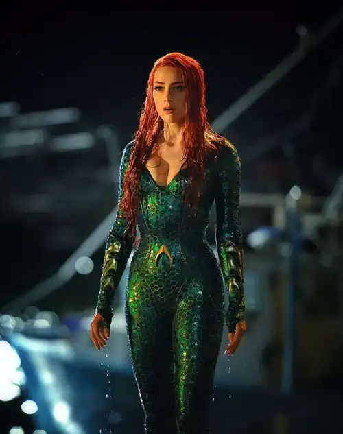 Guys, tell me everything you think about Mera's role of Amber!