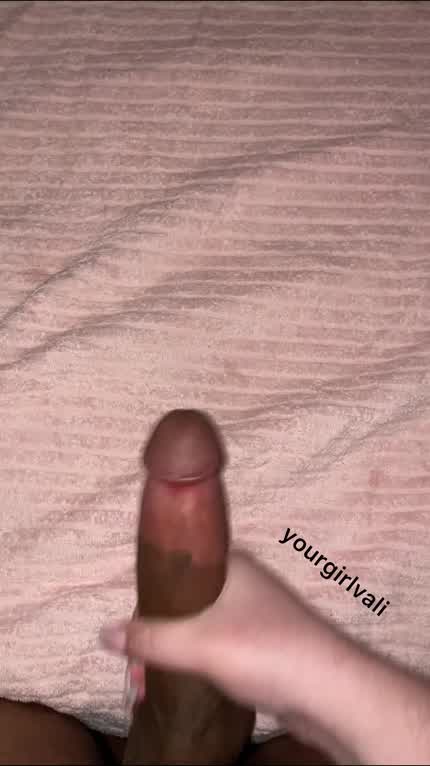 Surprised my roommate from behind🤭