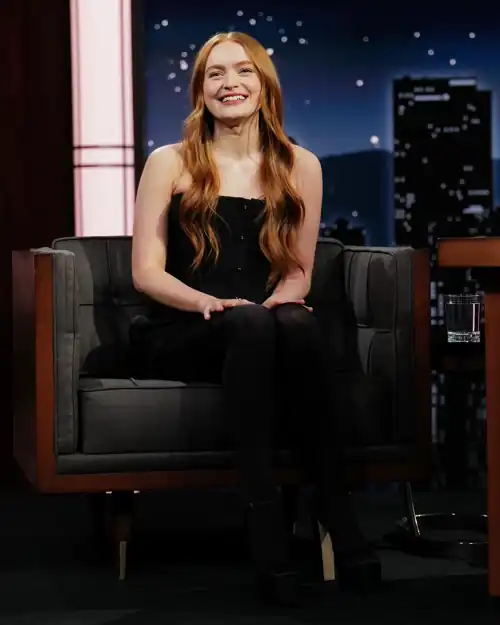 Sadie | beauty in black