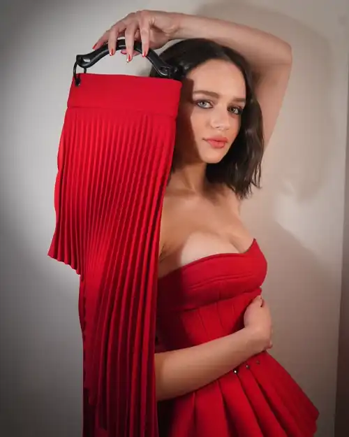 2020 People's Choice Awards Backstage Photoshoot 15th November 2020