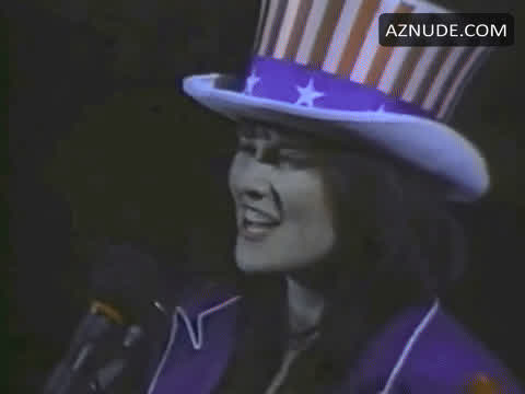Lucy Lawless in 1997, a wardrobe malfunction that occurred while she sang the national anthem at a Detroit Red Wings hockey game