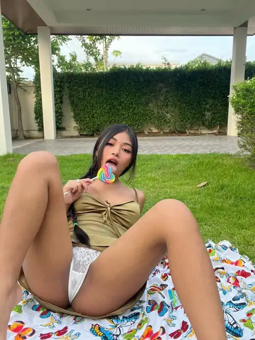 If you were my neighbor and saw me like this in my yard, would you say anything?