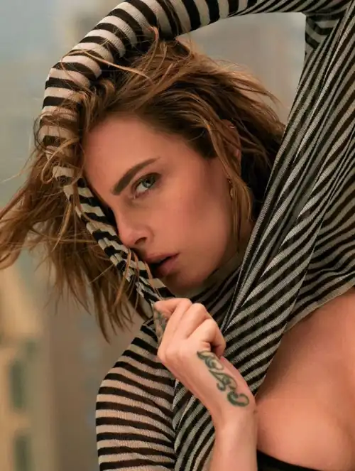 ELLE, 2023