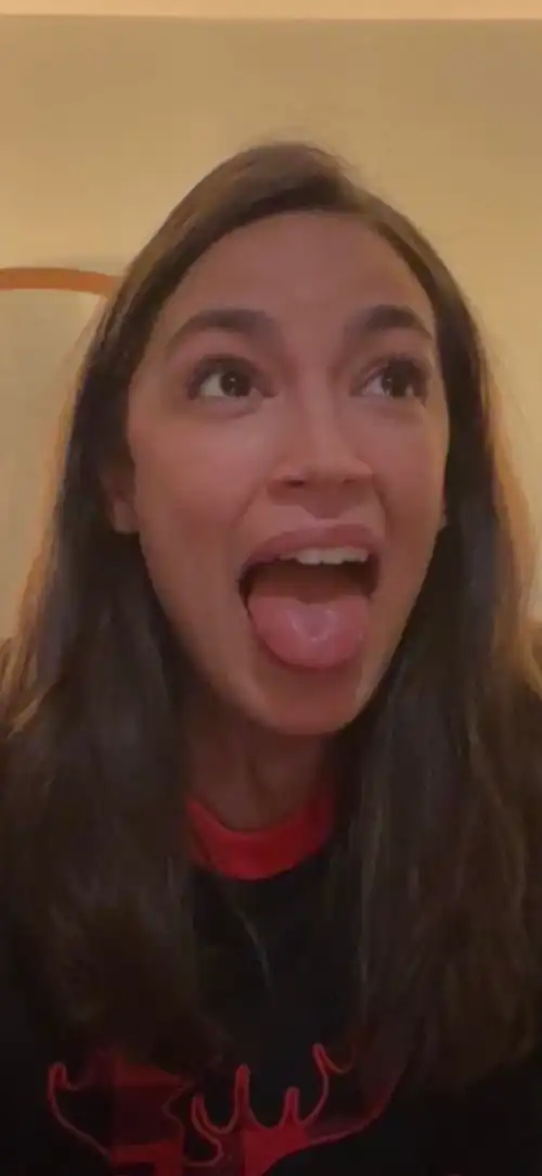 AOC Wide Open👸🏻