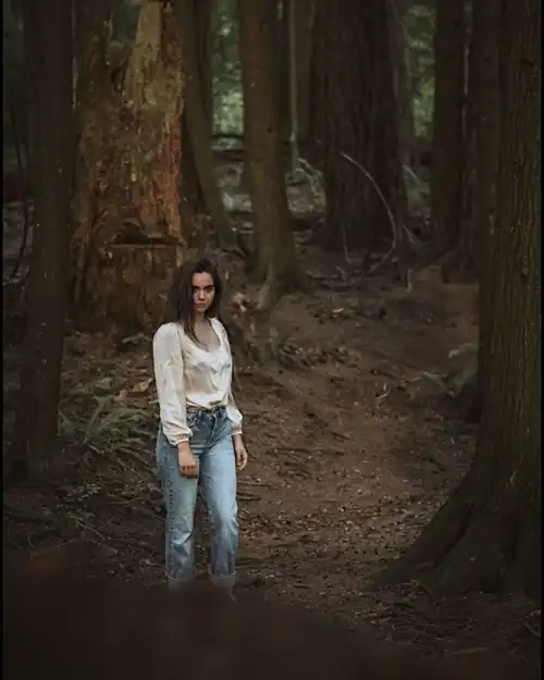 Donna Sweett [Sarah Desjardins] 1