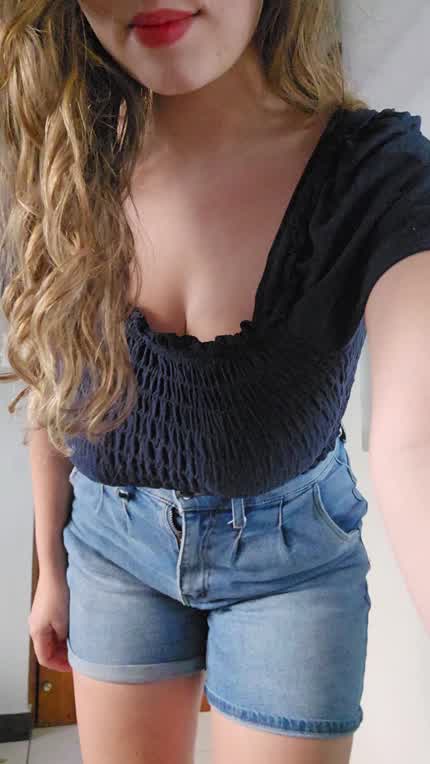 A quick flash before going to school :)