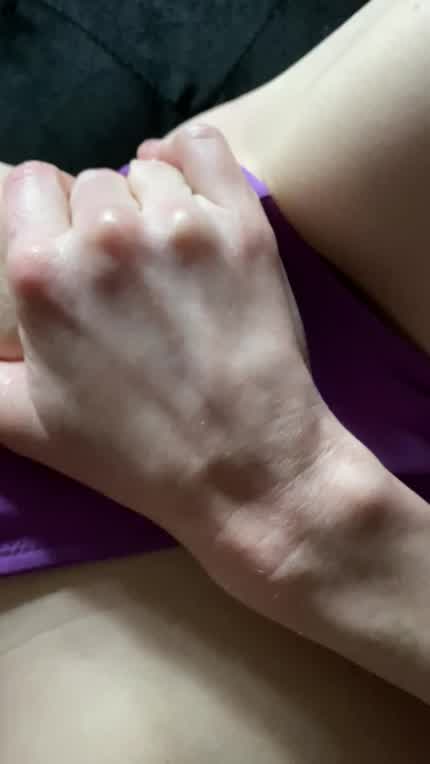 Panties to the side masturbation 😏