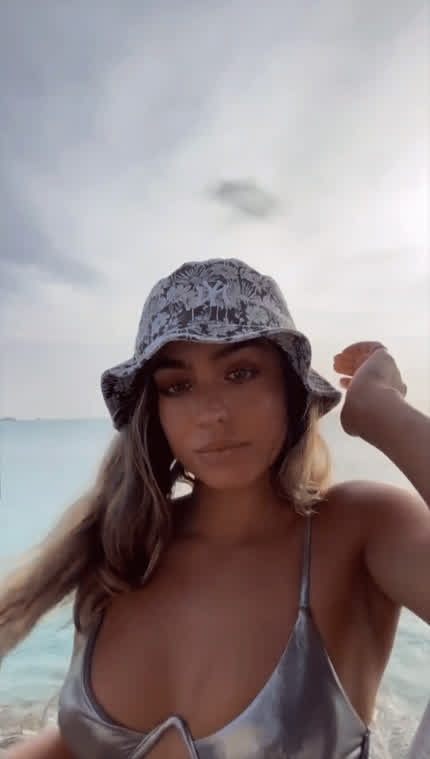 Sommer | silver bikini | Snapchat | June 2023
