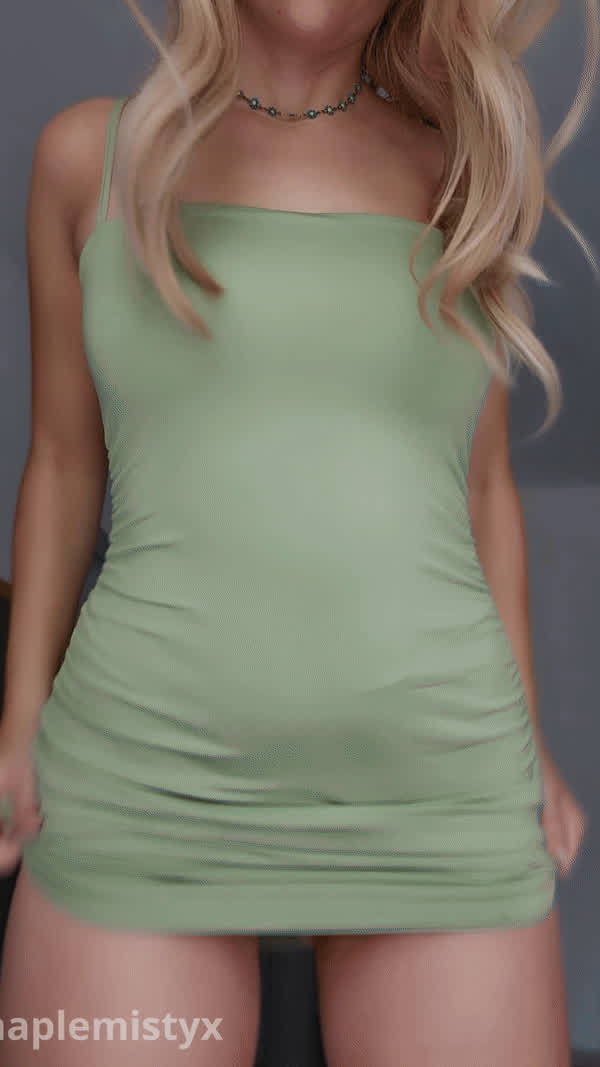 A good girl gets naked for you