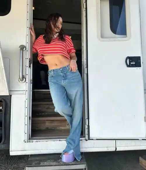 Bella thorne 