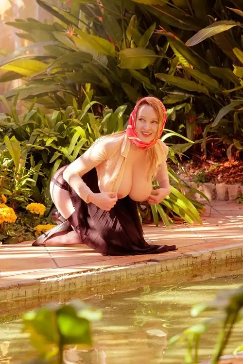 She's so adorable!!! 45f