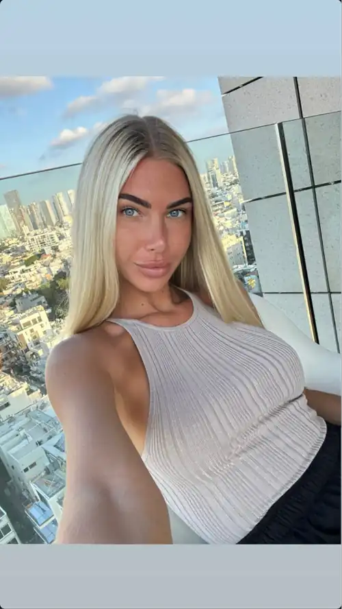 Stunning eyes 🌻 