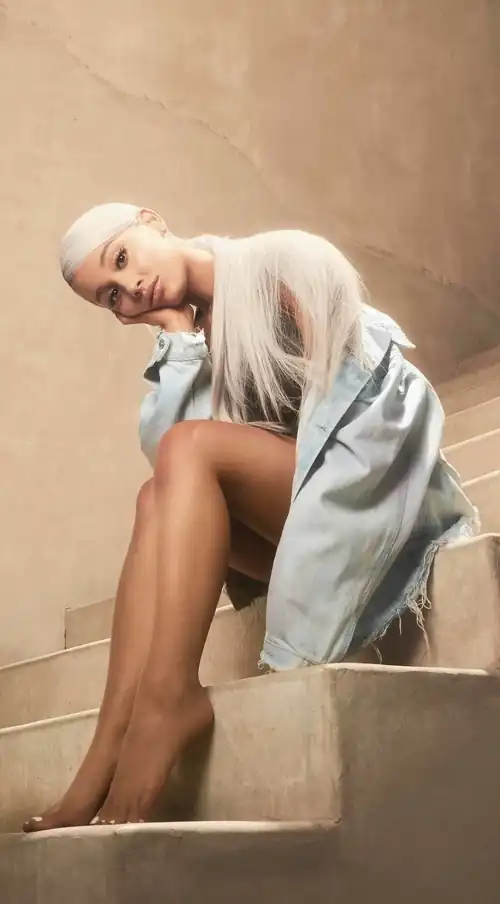 😋