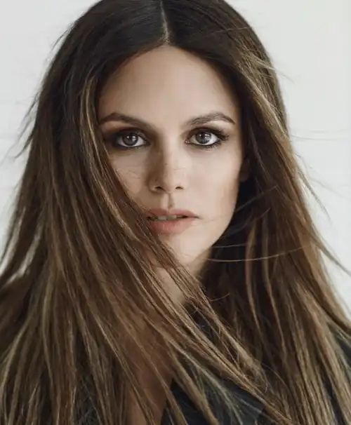 Headshot - IG 1/2024