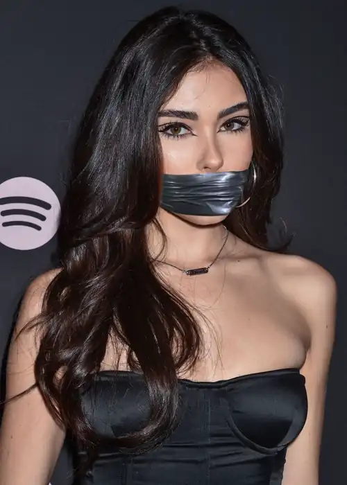 Madison beer gagged