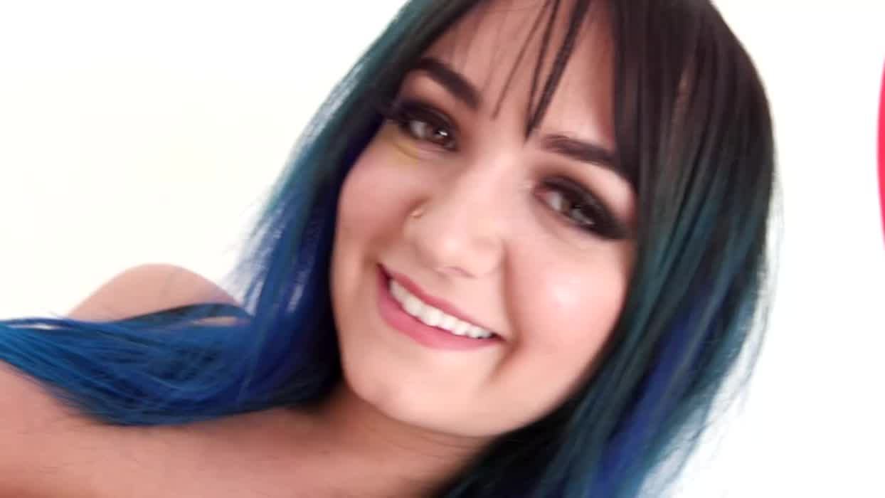Charlotte Cross gets her big ass stuffed in a gangbang until the guys shoot cum on her face and in her mouth