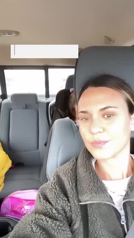 Road trip sing-along