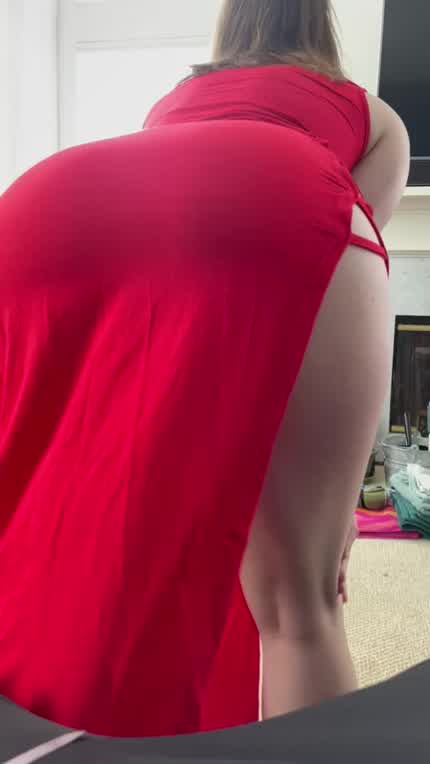 Laundry day is the perfect time to show off her new dress