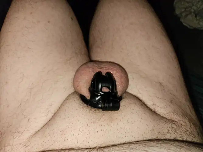 34 m virgin in chastity. Idk if I'll ever have sex.