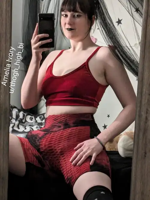 Need a workout buddy? I'll push you to your limits 😉