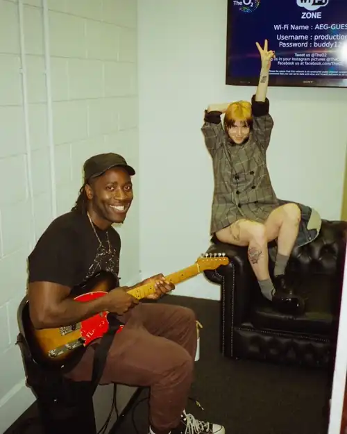 Hayley backstage with Kele from Bloc Party April 2023
