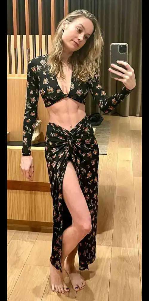 Her incredible abs 