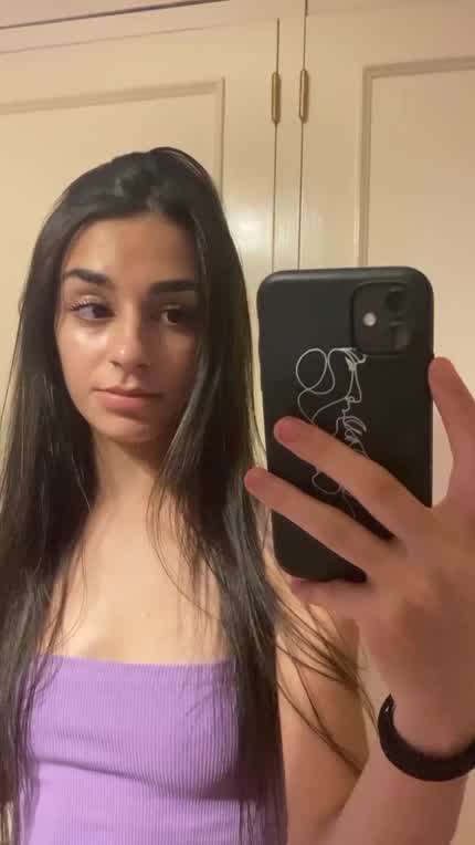 My 19 yo body was made for older men