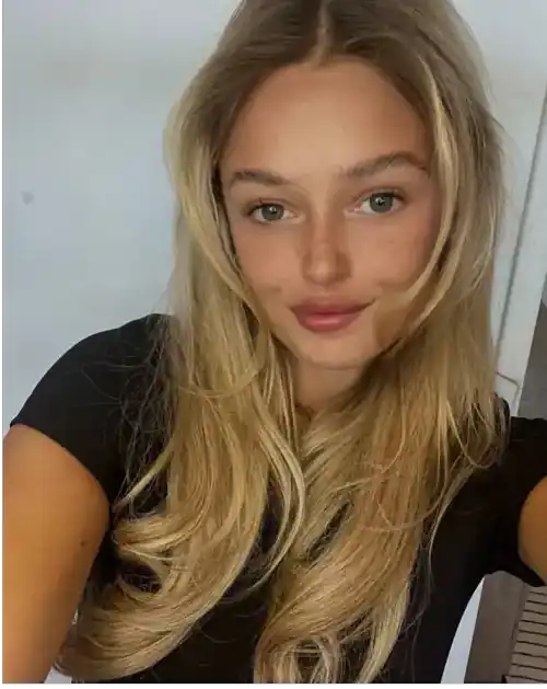 Guys keep telling me I shouldn't have painted my eyebrows because it makes my hair look weird