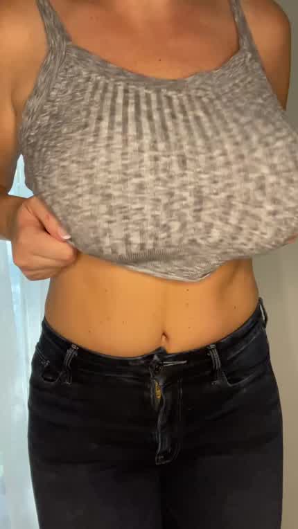 Mom of one with all natural FFs