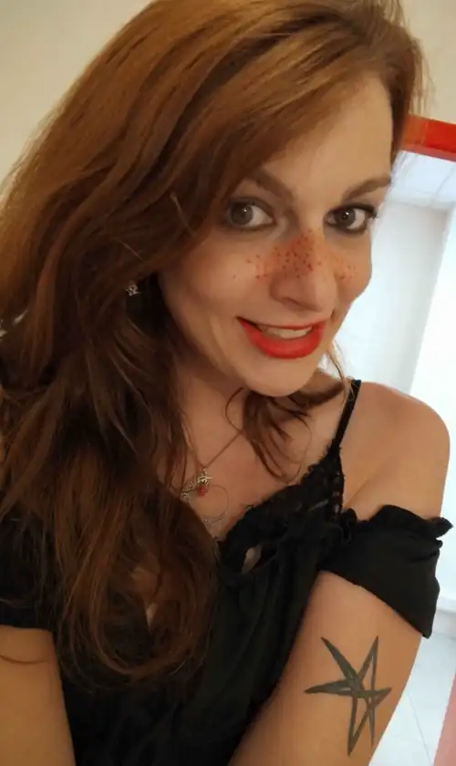 People told me to smile more, do you think they're right ?