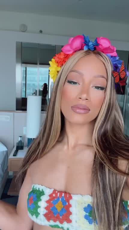 Mercedes New IG Story. Stunning 