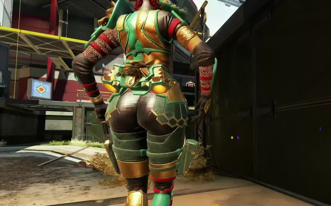 more of Loba shaking her juicy plot