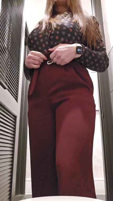 Let me spread these cheeks before I take a seat