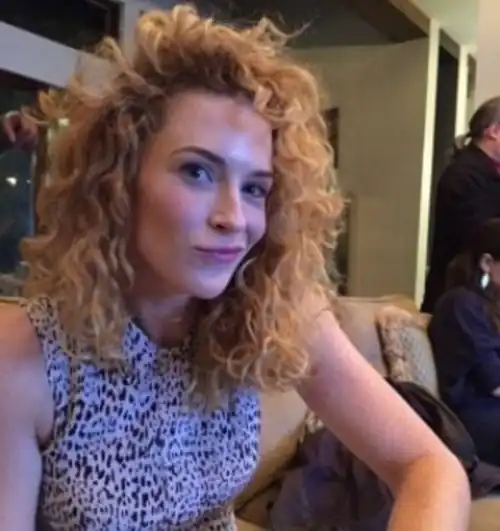 Blonde, curly & cute 