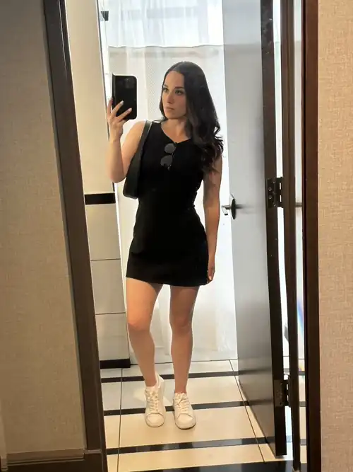 I’m dressed up and ready for a stroll around the park.