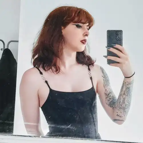 Someone messaged me not believing that I don't get misgendered in public lol