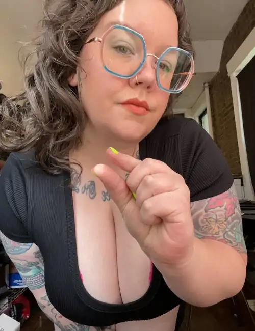 Been having fun laughing at all your tiny dicks 😆