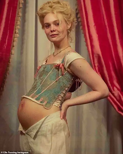 Elle Fanning pregnant as Catherine the Great