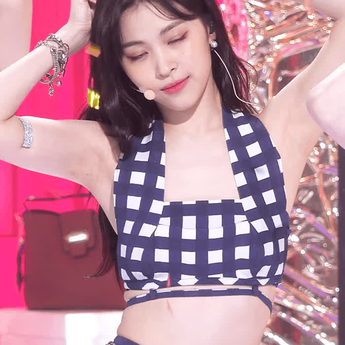 ITZY - Ryujin