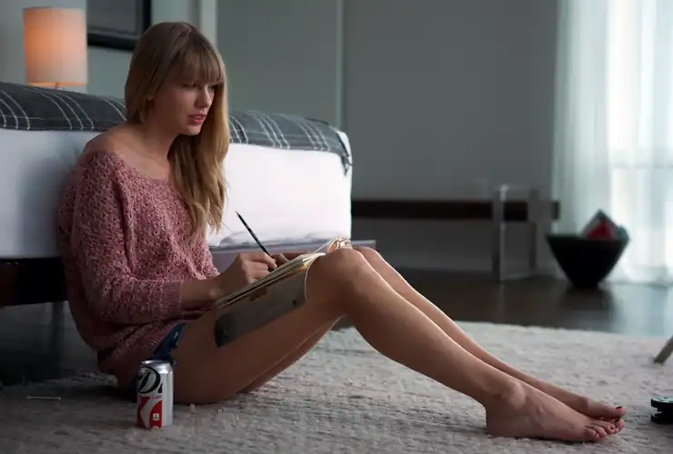 Taylor Swift for Diet Coke promo (2013) 