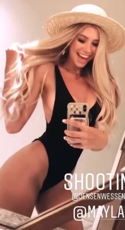 Allie- love her with blonde hair!!