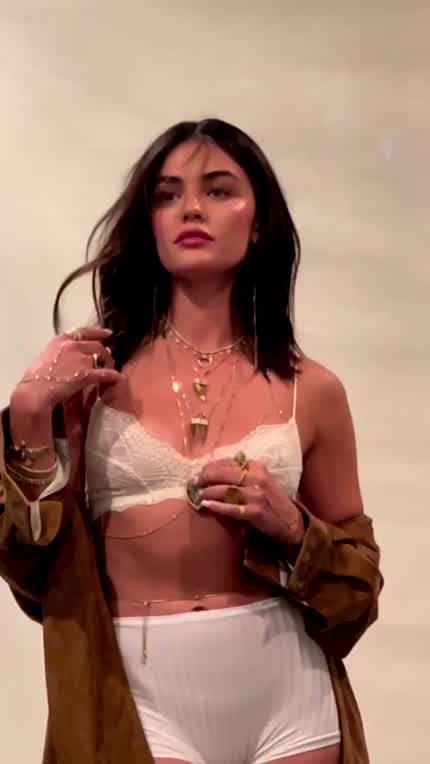 New shoot video BTS